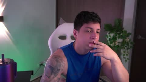 insta appolo master online show from December 8, 9:19 pm