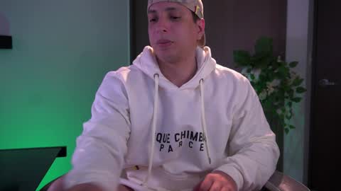 insta appolo master online show from December 15, 4:18 am