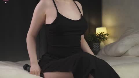 Snapshot of approche_toi_petite chatting on March 7, 1:41 pm Meghan online show from March 7, 1:41 pm