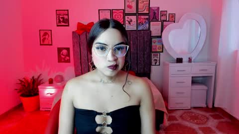 aprhil1 online show from March 30, 11:44 am