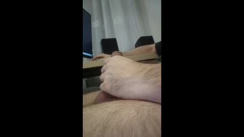 april10000 online show from December 4, 4:59 pm