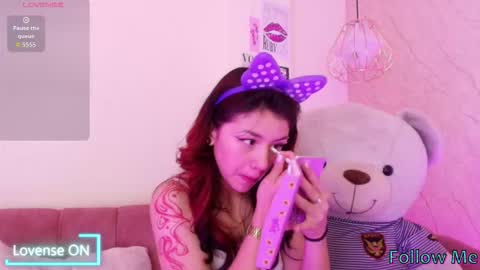 Snapshot of april_bennett chatting on September 24, 12:30 pm   online show from September 24, 12:30 pm