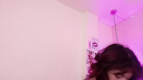 Snapshot of april_bennett chatting on October 3, 12:13 pm   online show from October 3, 12:13 pm