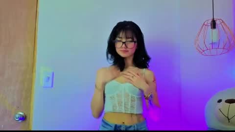   online show from May 27, 12:02 pm
