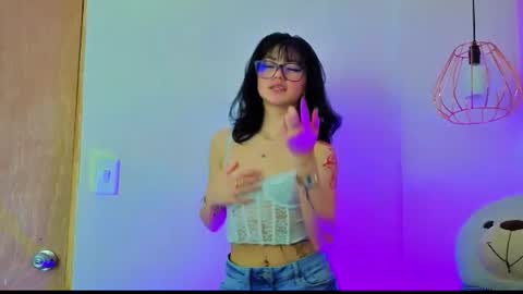   online show from June 30, 12:06 pm