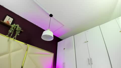 April online show from November 15, 11:07 am