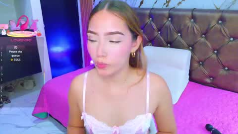 APRIL online show from June 5, 8:36 pm