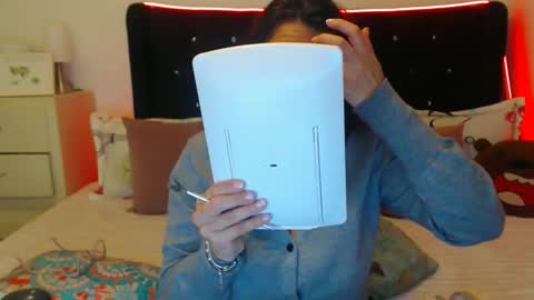 April online show from January 14, 12:00 pm