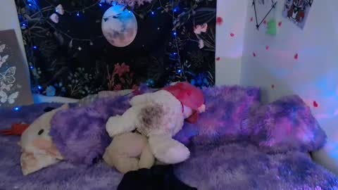 Snapshot of april_l6 chatting on December 30, 6:20 am april_l6 online show from December 30, 6:20 am