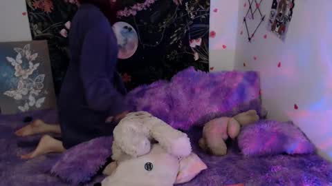 Snapshot of april_l6 chatting on January 22, 5:38 pm april_l6 online show from January 22, 5:38 pm