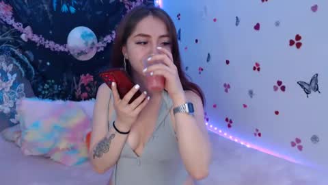 Snapshot of april_l6 chatting on September 9, 10:20 pm april_l6 online show from September 9, 10:20 pm