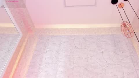 April online show from March 10, 11:37 am