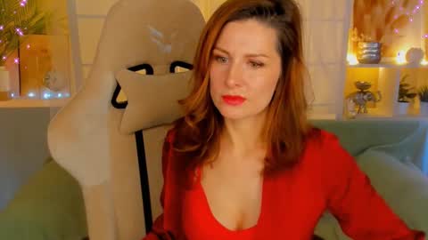 aprill_o_nill online show from December 18, 3:55 pm