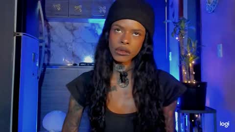 aprillebony319262 online show from February 4, 9:53 pm