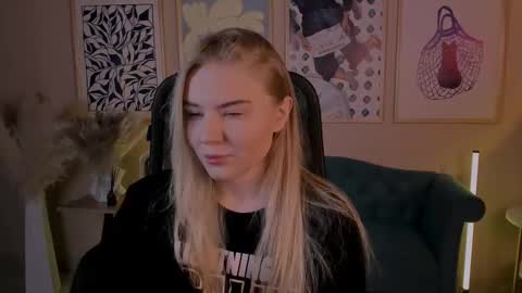 April. All year round.  online show from November 21, 1:59 am