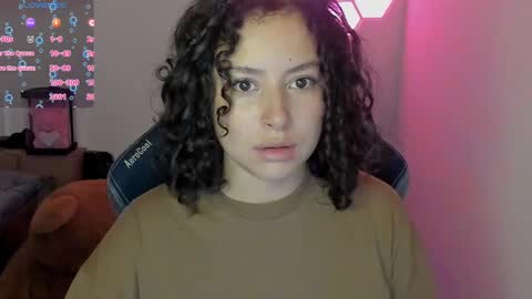 aqua emilly online show from December 16, 3:30 am