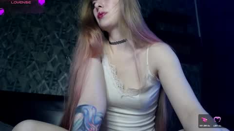 aqualen online show from March 15, 12:55 pm