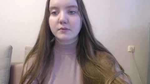 Snapshot of aquanarmin chatting on February 4, 5:53 am Josefin online show from February 4, 5:53 am