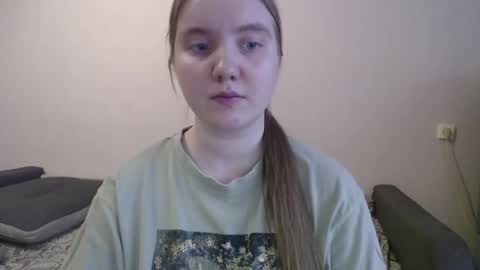 Snapshot of aquanarmin chatting on October 5, 6:34 am Josefin online show from October 5, 6:34 am