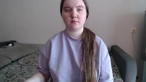 Josefin online show from April 7, 4:02 am