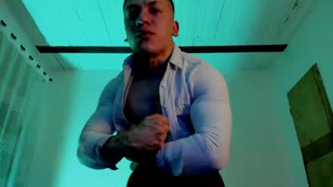 Snapshot of aquiles_51 chatting on January 24, 11:34 pm Jonathan online show from January 24, 11:34 pm