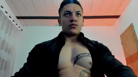 Snapshot of aquiles_51 chatting on January 29, 2:09 am Jonathan online show from January 29, 2:09 am