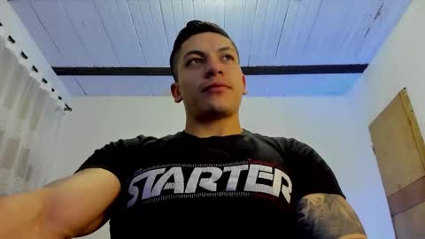 Snapshot of aquiles_51 chatting on February 16, 11:59 pm Jonathan online show from February 16, 11:59 pm