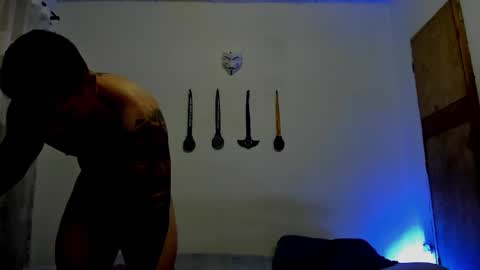 Snapshot of aquiles_51 chatting on February 17, 3:04 am Jonathan online show from February 17, 3:04 am