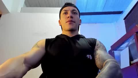 Snapshot of aquiles_51 chatting on October 11, 7:56 pm Jonathan online show from October 11, 7:56 pm