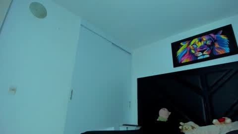 Snapshot of aquiles_elpapi chatting on November 11, 11:27 pm AquilesElpapi online show from November 11, 11:27 pm