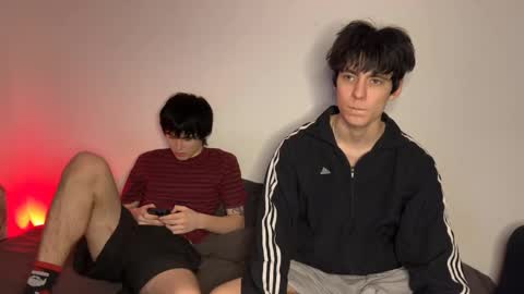 zik and kris online show from January 7, 9:39 pm