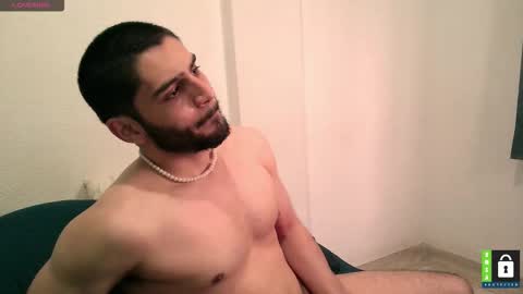 Snapshot of arab_b chatting on February 15, 7:51 am Thiago online show from February 15, 7:51 am