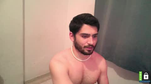 Snapshot of arab_b chatting on March 27, 5:24 am Thiago online show from March 27, 5:24 am