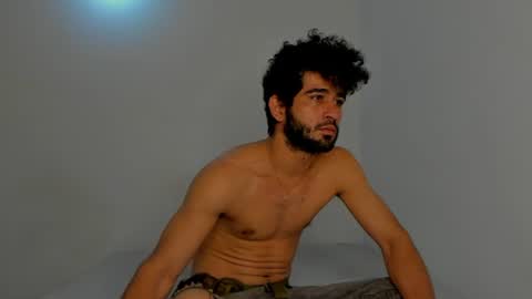 Snapshot of arabe_go chatting on June 23, 2:53 am arabe_go online show from June 23, 2:53 am