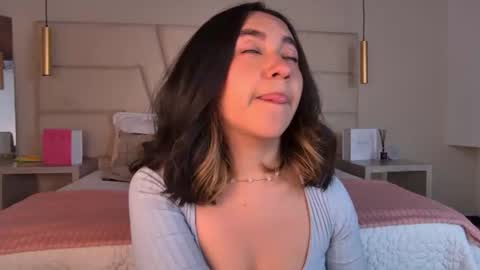 Snapshot of arabella__1 chatting on June 11, 12:54 am Arabella online show from June 11, 12:54 am