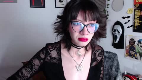 Snapshot of arabella_stone chatting on February 6, 2:11 am Arabella online show from February 6, 2:11 am
