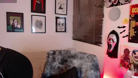 Snapshot of arabella_stone chatting on February 13, 3:07 am Arabella online show from February 13, 3:07 am