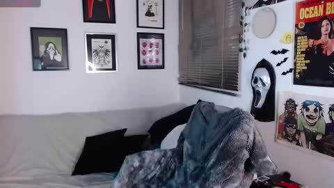Snapshot of arabella_stone chatting on March 9, 1:14 am Arabella online show from March 9, 1:14 am