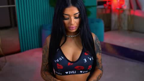 arabellaposh online show from February 3, 5:38 am