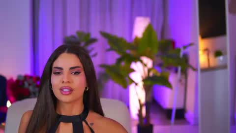 Snapshot of arabian_beautyy chatting on July 29, 8:29 pm IsaBella online show from July 29, 8:29 pm