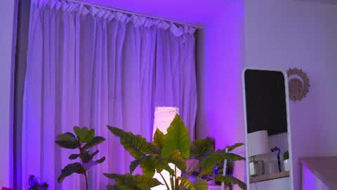 Snapshot of arabian_beautyy chatting on July 31, 9:03 pm IsaBella online show from July 31, 9:03 pm