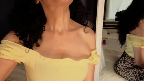 Nadia Cyel online show from May 11, 2:45 pm