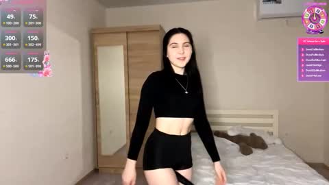 Emi online show from January 8, 4:20 pm