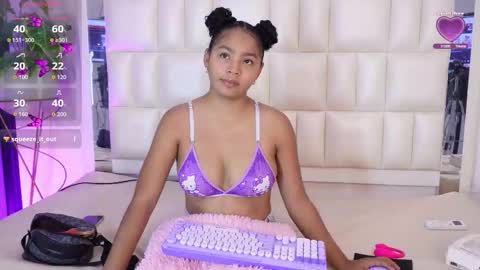 Snapshot of aradia_01 chatting on February 17, 7:38 am online show from February 17, 7:38 am