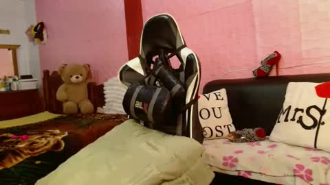 Aranza online show from December 23, 1:13 pm