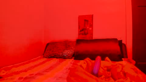 Snapshot of arch_it_up chatting on December 1, 1:10 am Ali Genie online show from December 1, 1:10 am