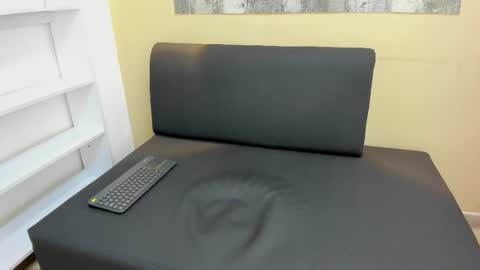 Archie online show from February 10, 8:02 pm