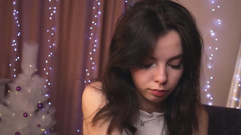 My name is Kelly online show from December 14, 9:13 pm