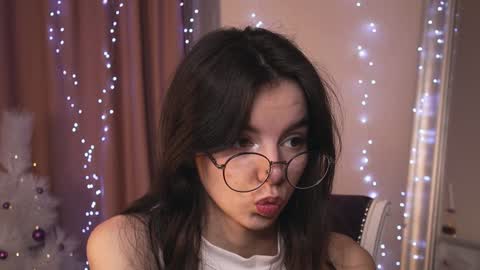 My name is Kelly online show from December 15, 3:09 pm