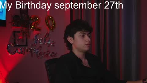 Snapshot of ares_dickson1 chatting on September 27, 4:17 am Ares online show from September 27, 4:17 am